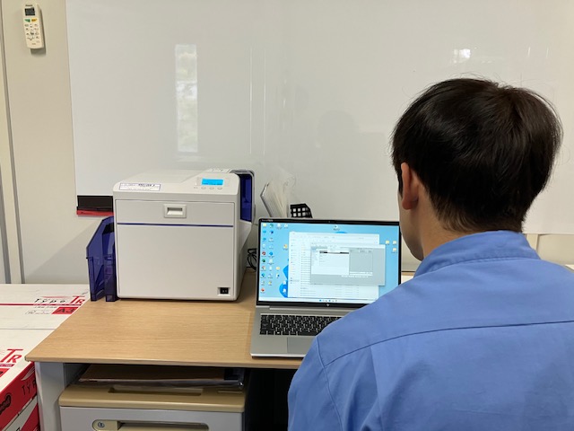 社員証発行業務